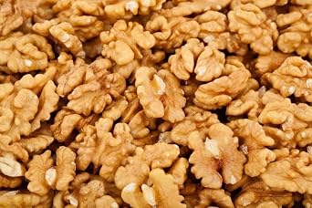 Freshly-Harvested-California-US-1-Raw-shelled-Walnuts 1