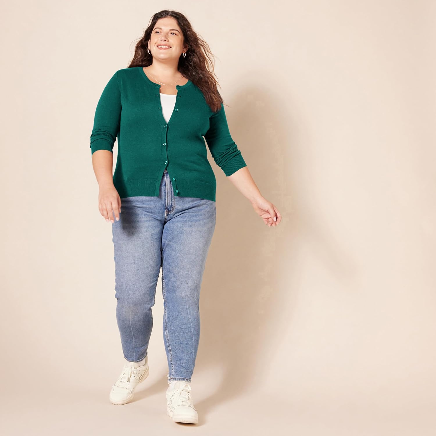 Amazon Essentials Women's Lightweight Crewneck Cardigan Sweater (Available in Plus Size) - Image 8