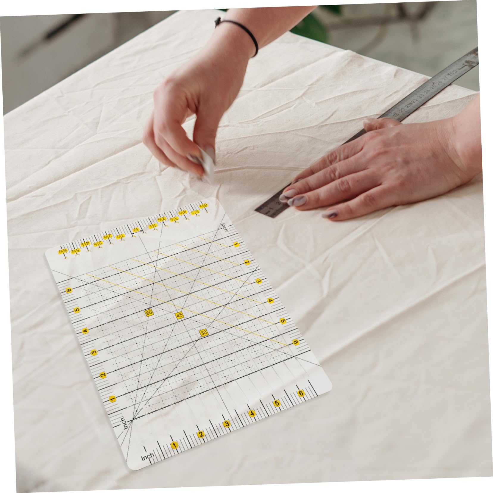 Transparentes Quadratisches Quiltlineal aus Kunststoff