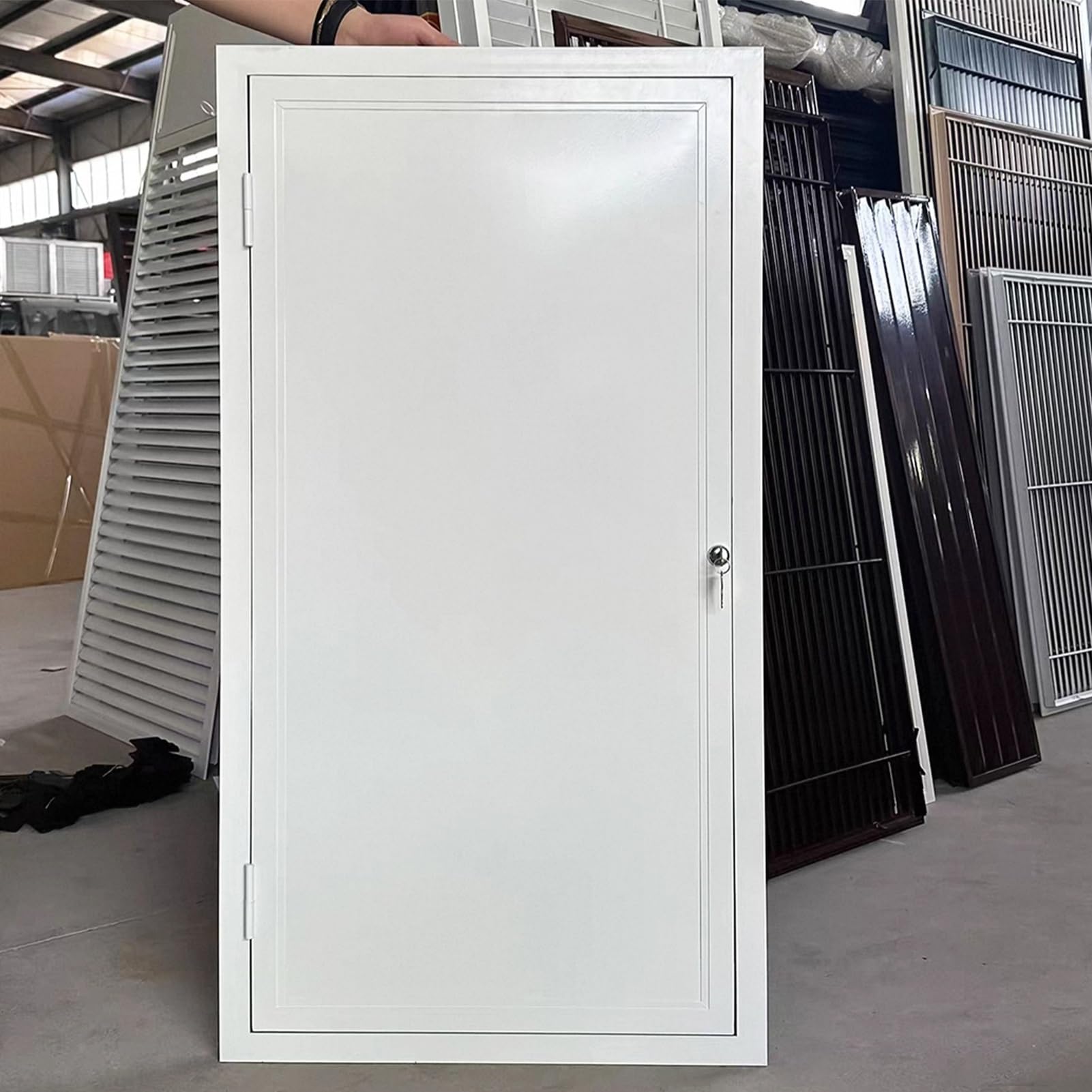 Porte d'accès en métal blanc 76x122 cm pour mur et plomberie