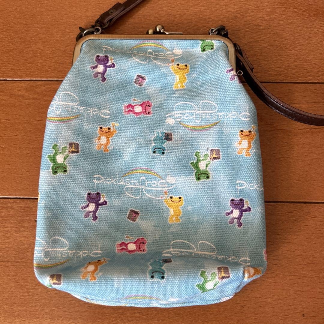 新品■ かえるのピクルス × AYANOKOJI あやの小路  ポシェット Amazon.co.jp: AYANOKOJI がま口 お散歩 ポシェット カエルのピクルス