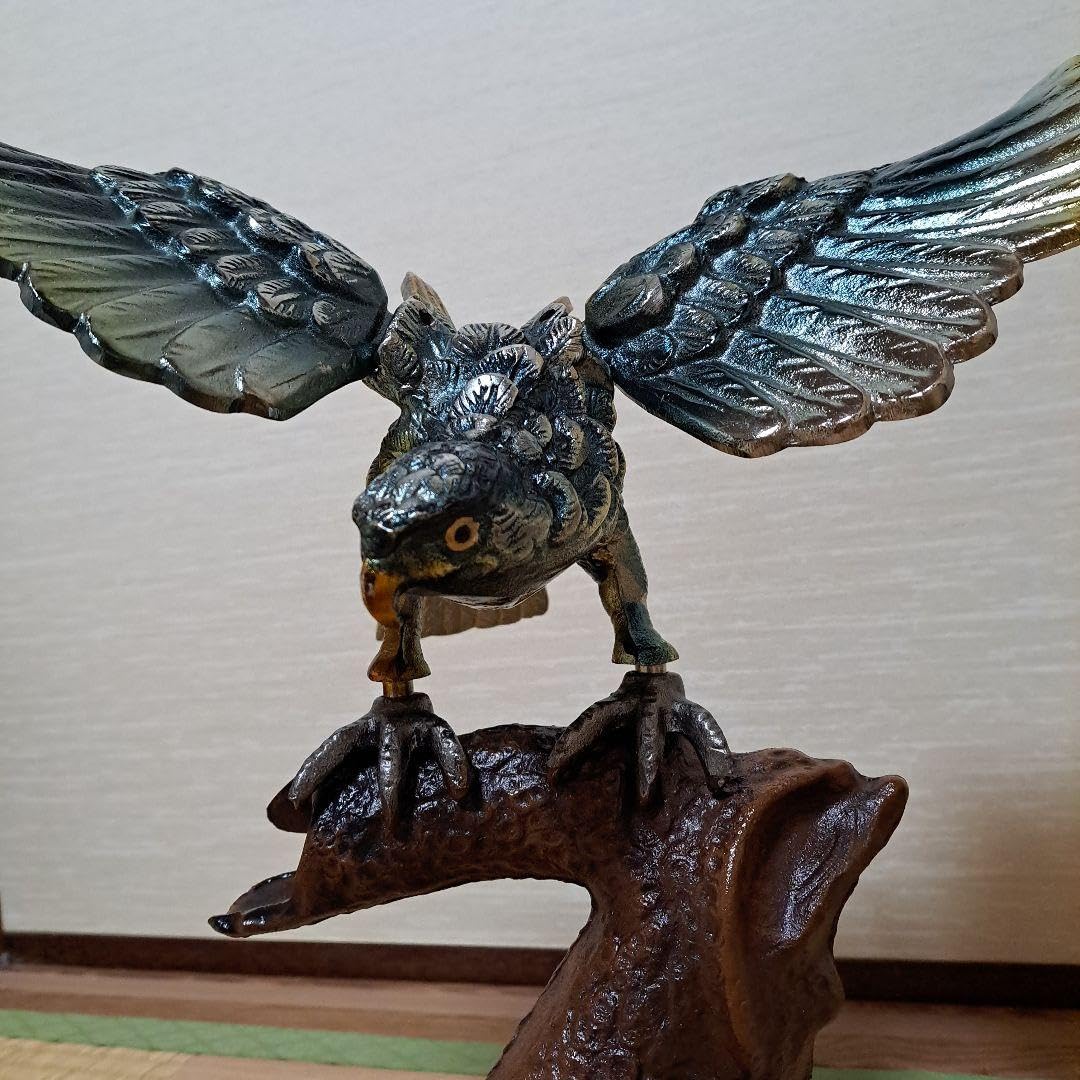Amazon.co.jp: お松鷹南部鉄器 盛岡 鷹 置物 同様♪ : ホーム＆キッチン