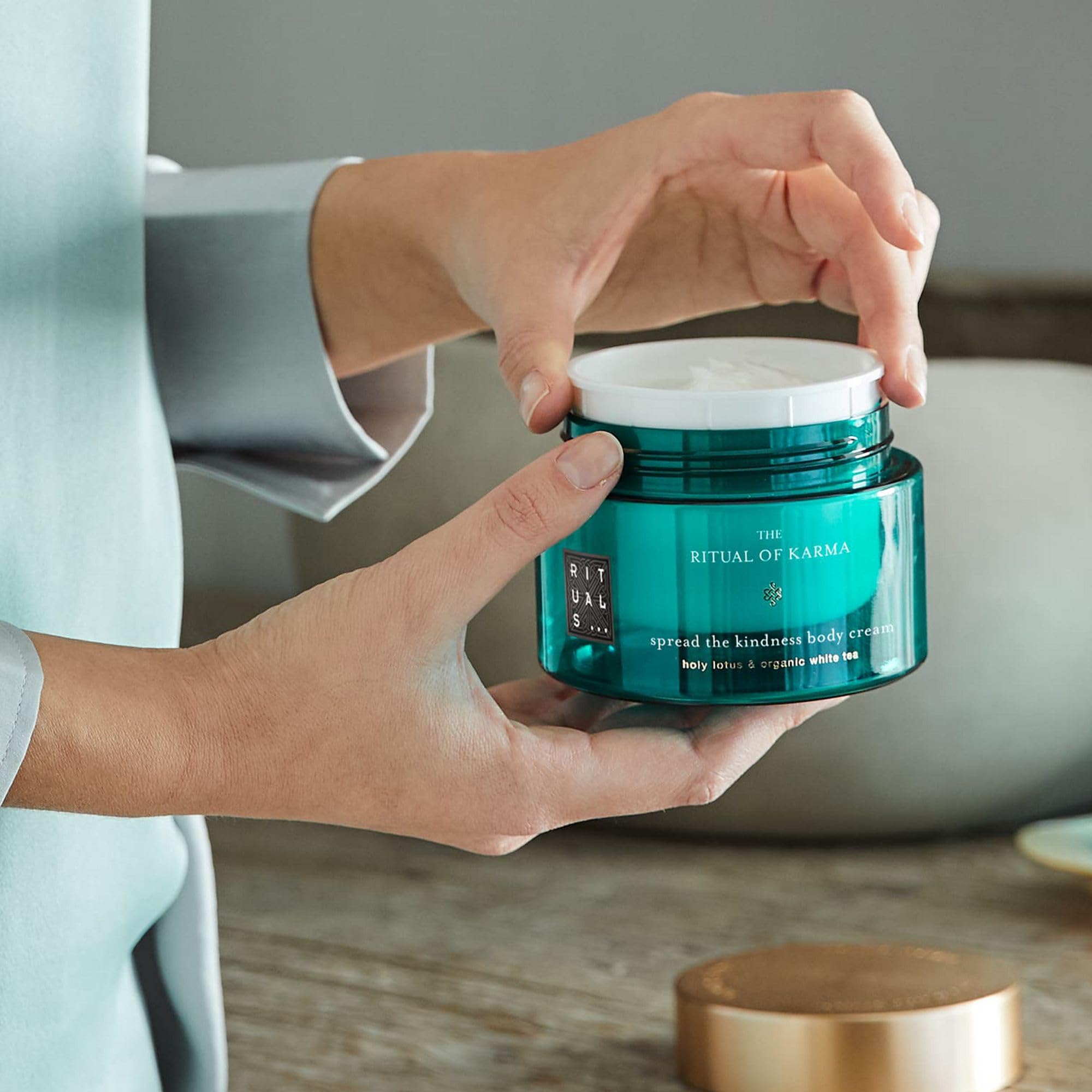 RITUALS Körpercreme + Nachfüllpackung Das Ritual des Karma | Creme mit Lotus und weißem Tee | Beruhigend und reichhaltig mit sommerlichem Duft | 220 ml + 220 ml