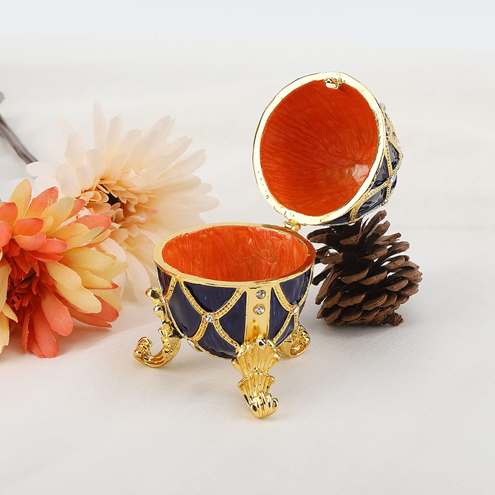 Mini boîte à bijoux vintage de style européen antique en métal émaillé pour bagues, colliers, boucles d'oreilles, cadeaux raffinés, collectionneurs vintage (doré blanc