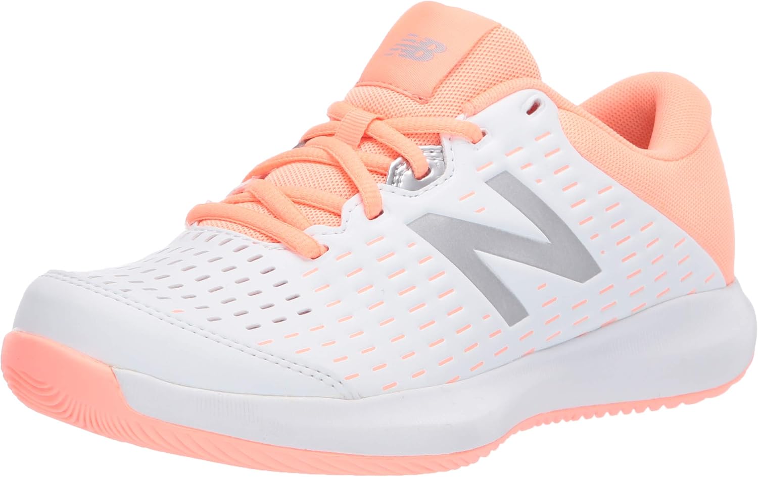 696v4 Hard Court Walking Shoe 