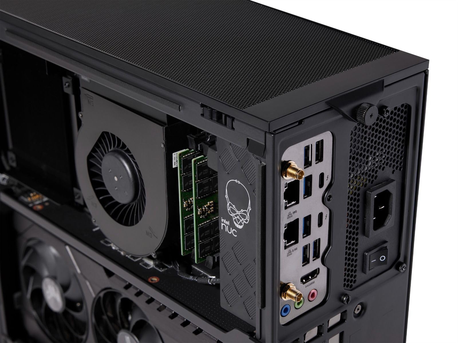Amazon.com: Intel NUC Extreme NUC13RNGi5 - Gaming Mini PC - Mini 