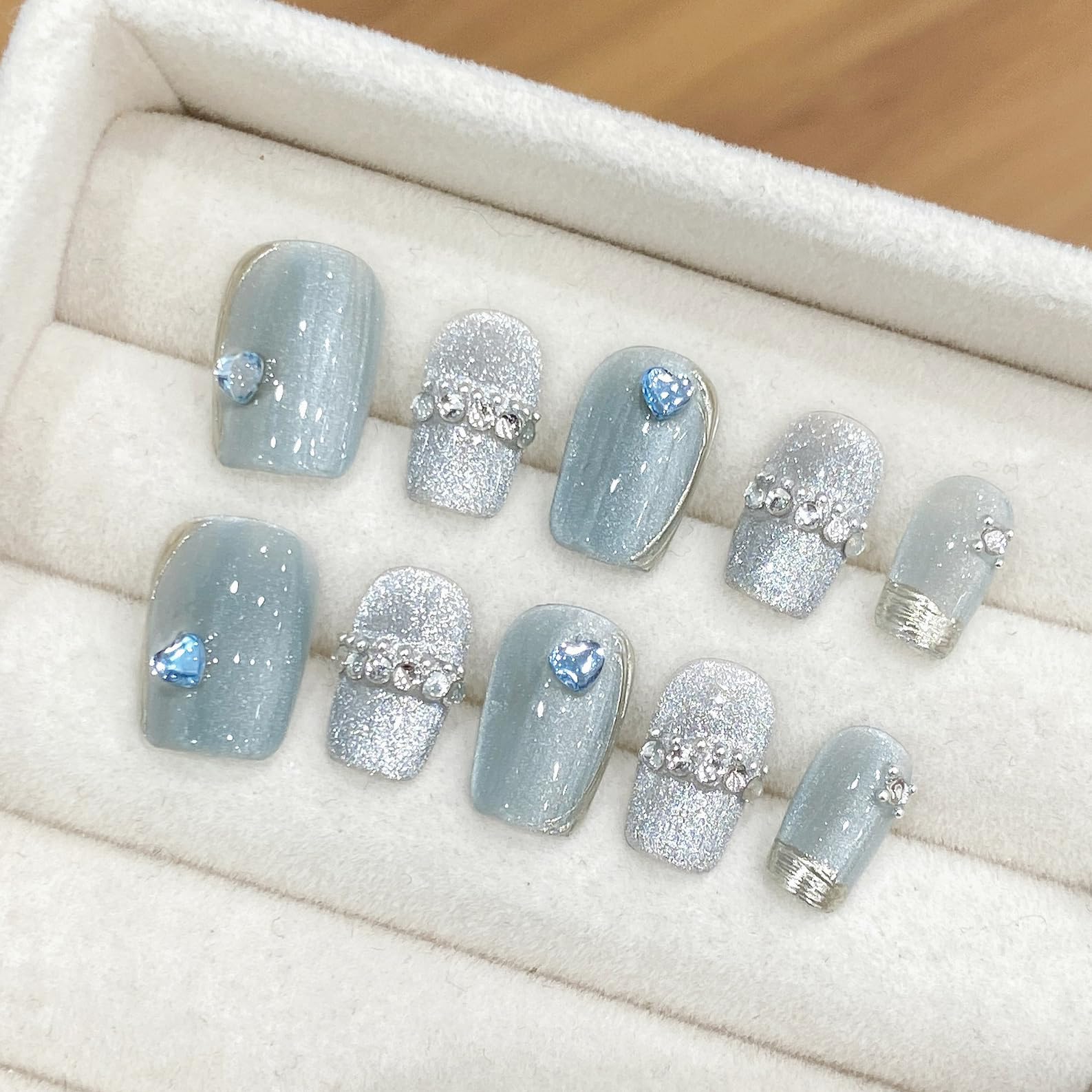 Amazon | 10枚手作り ネイルチップ水色青系短めつけ爪ショートコフィン