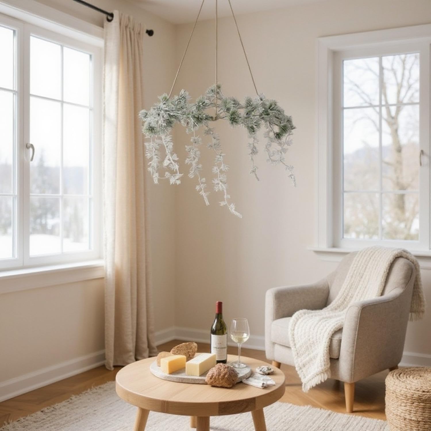 MACOSA PO671128 Kranz hängend beschneit Ø 40 cm Winterkranz Kunststoff 55 cm Aufhängung künstlicher Tannenkranz mit Schneeoptik Weihnachtsdeko zum Hängen Dekokranz