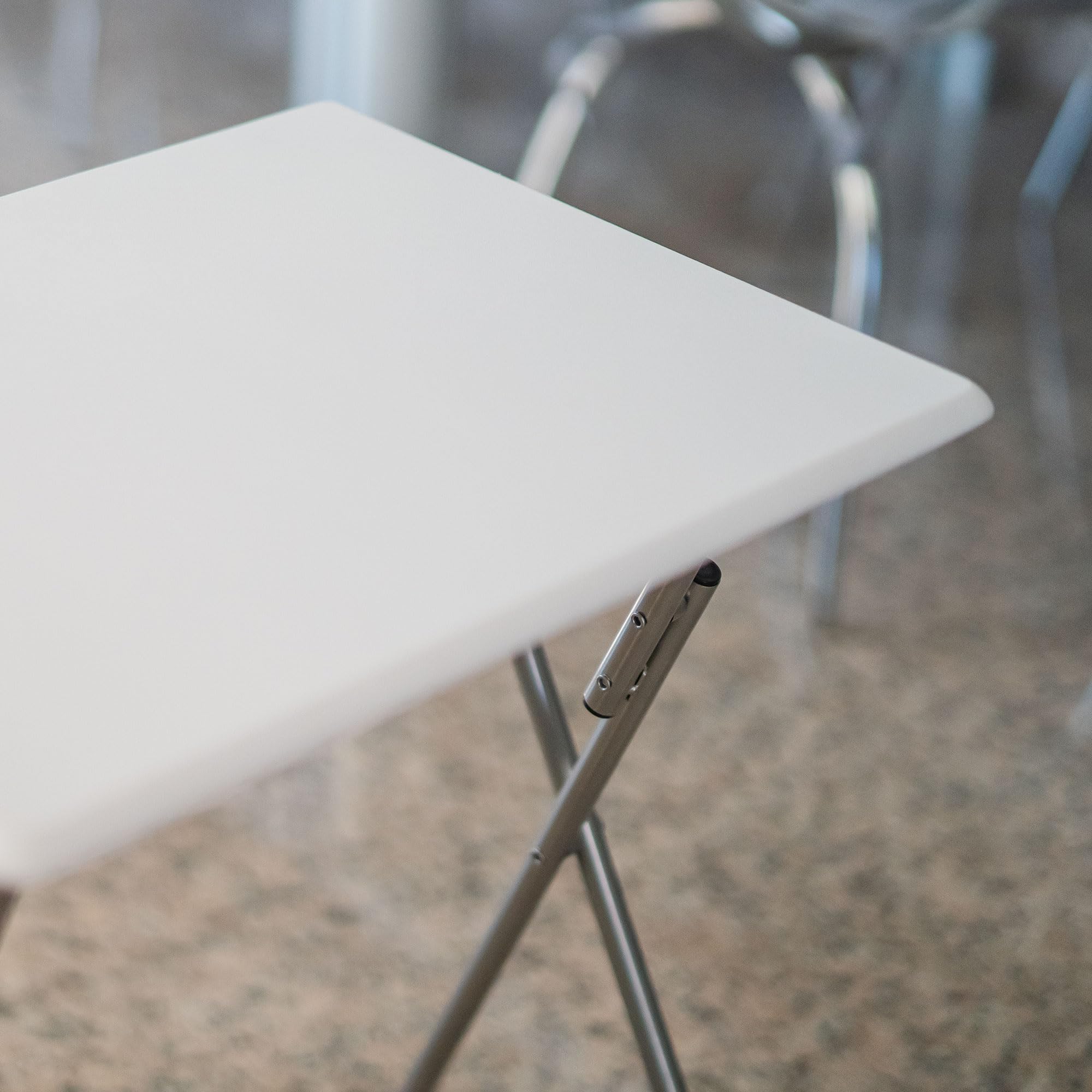 Jocca - Tavolino Pieghevole Salvaspazio | Tavolo in MDF con Gambe in Metallo | Supporta fino a 20 kg | Ideale per Casa e Ufficio | 48x38x66 cm