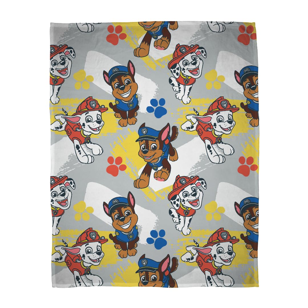 Character World Officially Licensed Paw Patrol Fleece Blanket | Super Soft Warm Splodge Design Throw with Marshall and Skye, | Perfect for The Home, Bedroom, Camping & Sleepovers