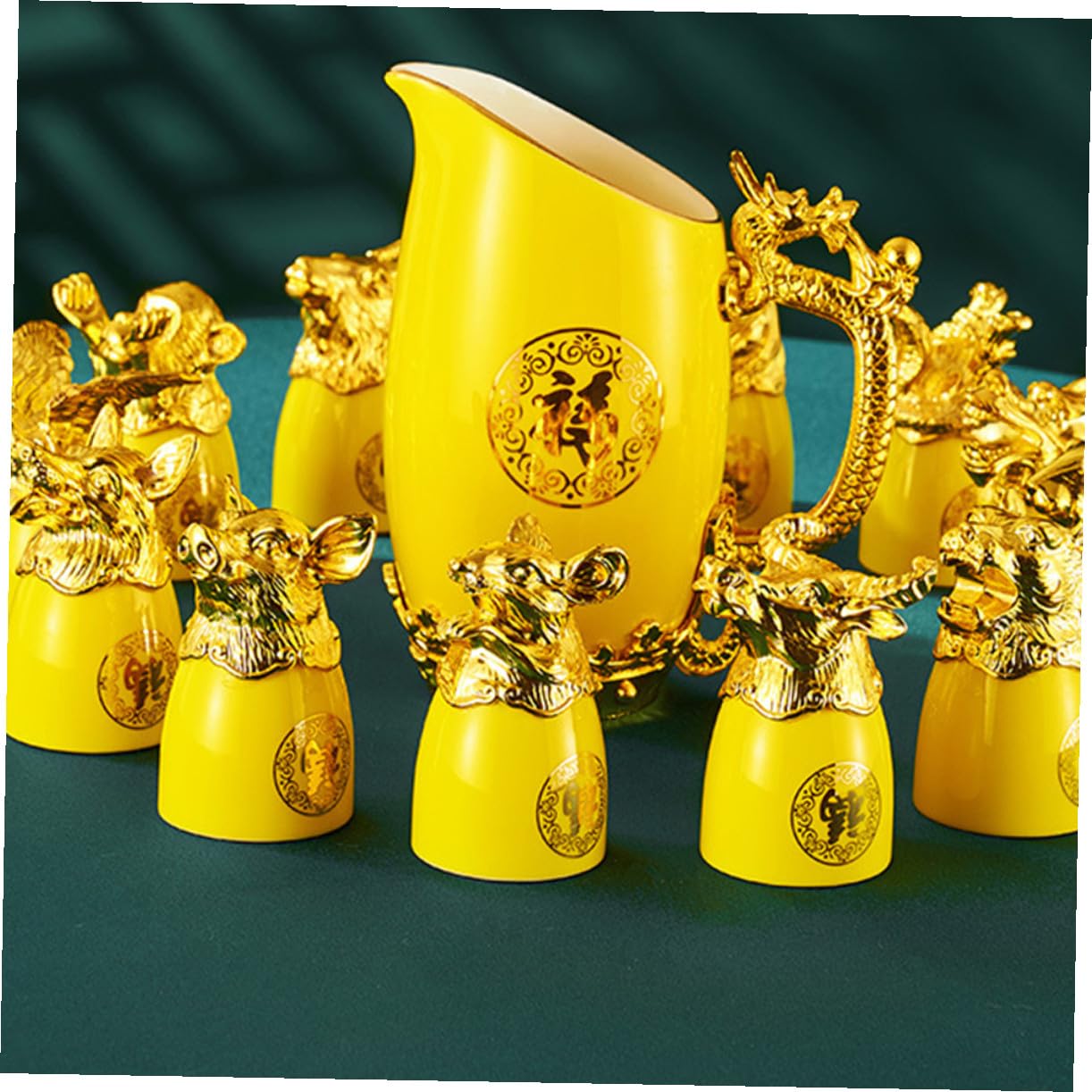 Set di Bicchieri da Liquore in Ceramica Dorata Disegni dello Zodiaco Cinese, Elegante e Resistente, per Bar e Hotel, Include Caraffa Stili multipli