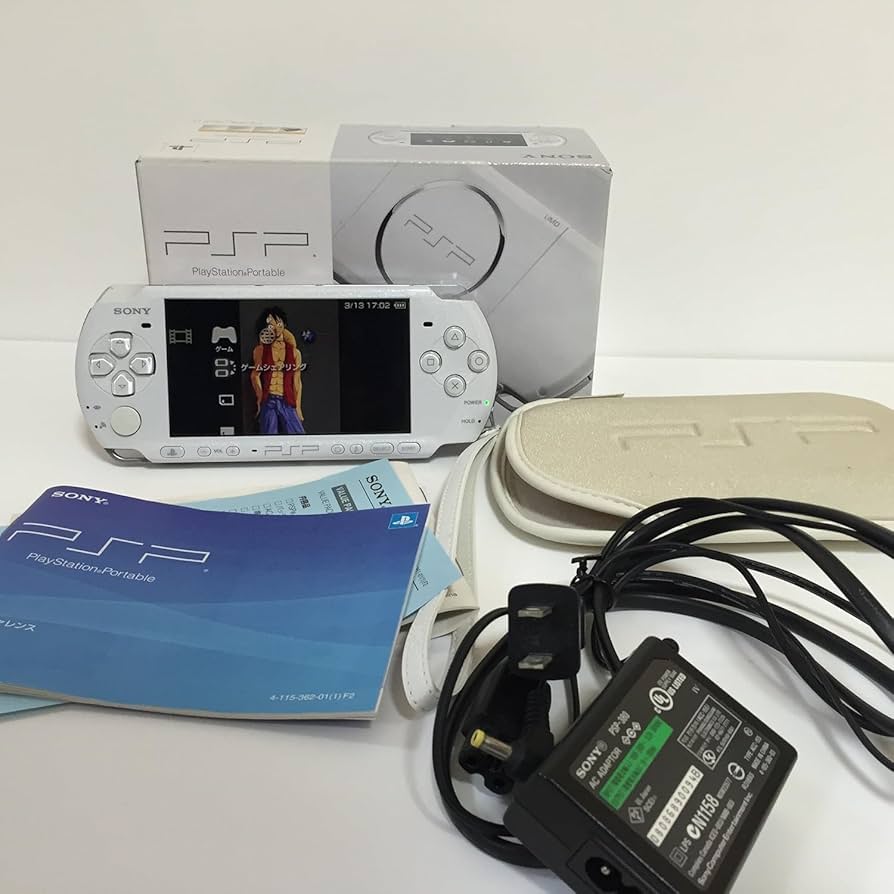 ★未使用品★極美品パール・ホワイト(PSP-3000PW)生産終了★訳 71WdAGI3BVL._UF894,1000_QL80_.jpg