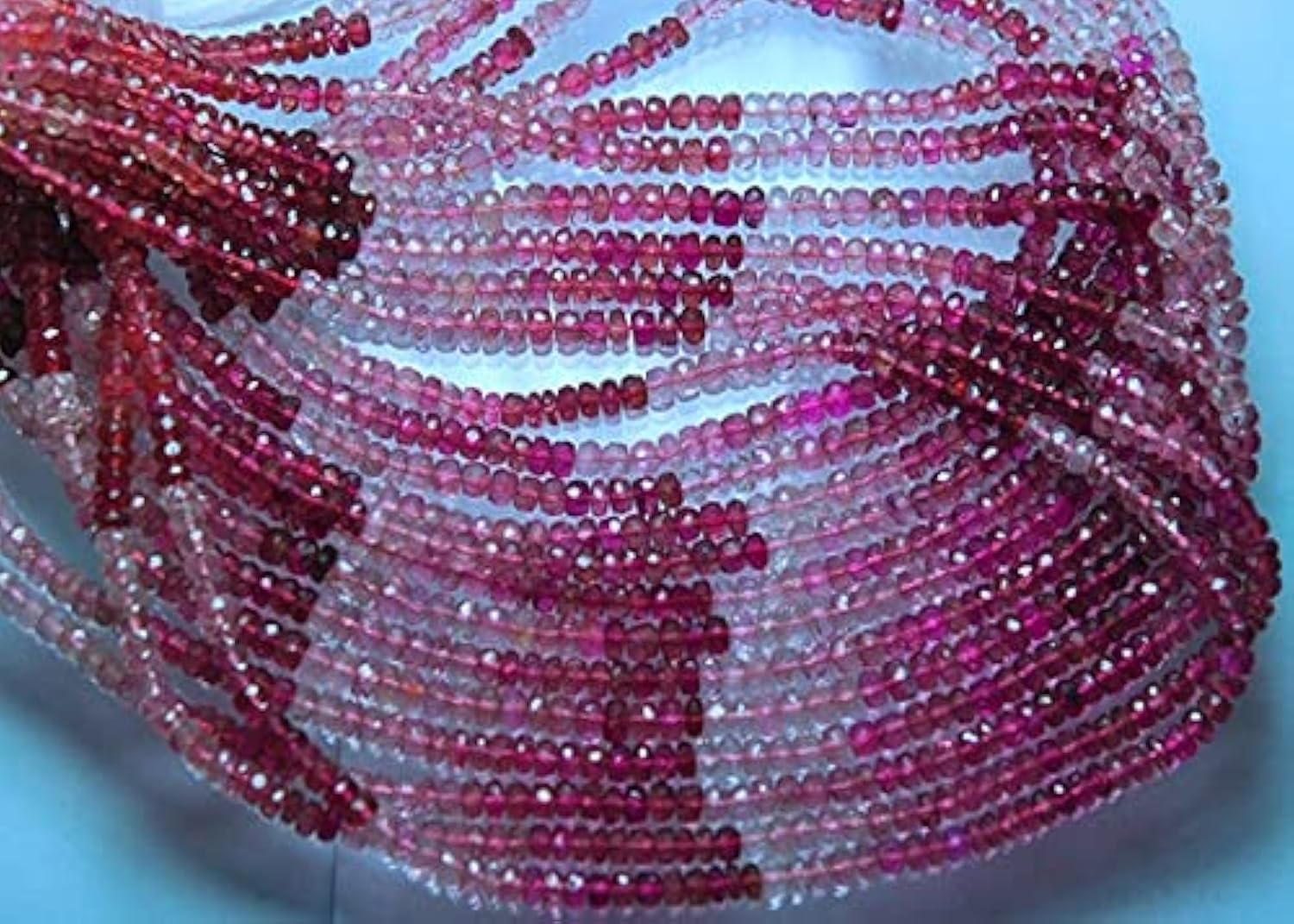 Tourmaline rose en fil pour créer des bijoux élégants à porter au quotidien