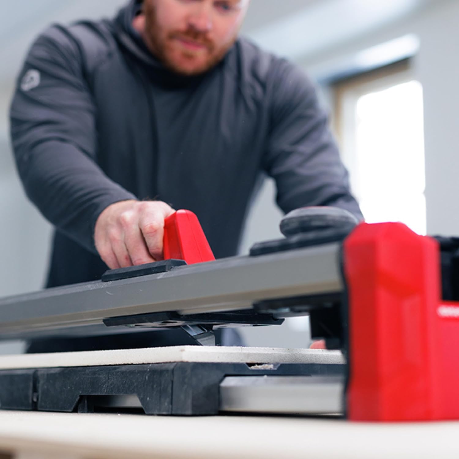 Arrow RevealCut Sizing Blades, High-Performance Ceiling Tile Cutting Blades, Fits RevealCut RC200 and RC400 Workstations Only, 200 Cuts Per Blade, 20-Pack (RC320)