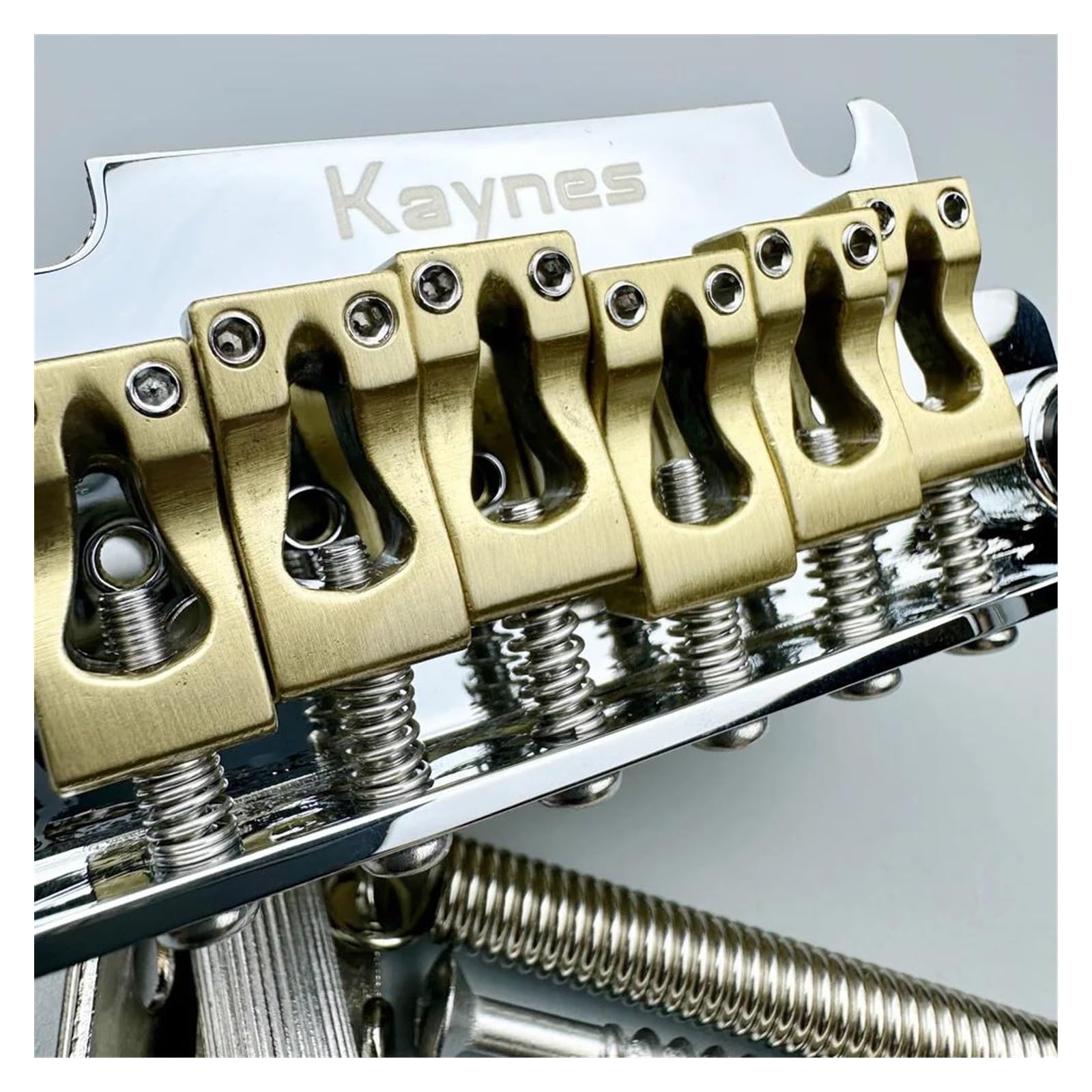 Gitarrenbrücken-Bausatz 2-Punkt-Tremolo-Systembrücke Für E-Gitarre Mit Messingblock Und Sätteln Für ST-Gitarre Chrom-Silber