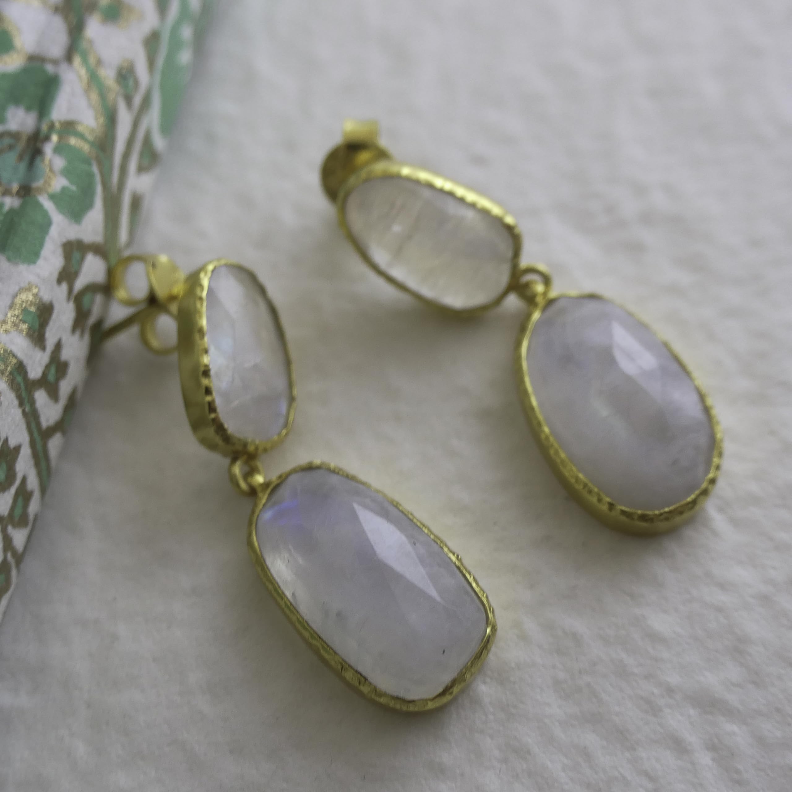 Pendientes de piedra lunar, plata de ley 925 bañada en oro | piedra preciosa natural, forma de gota