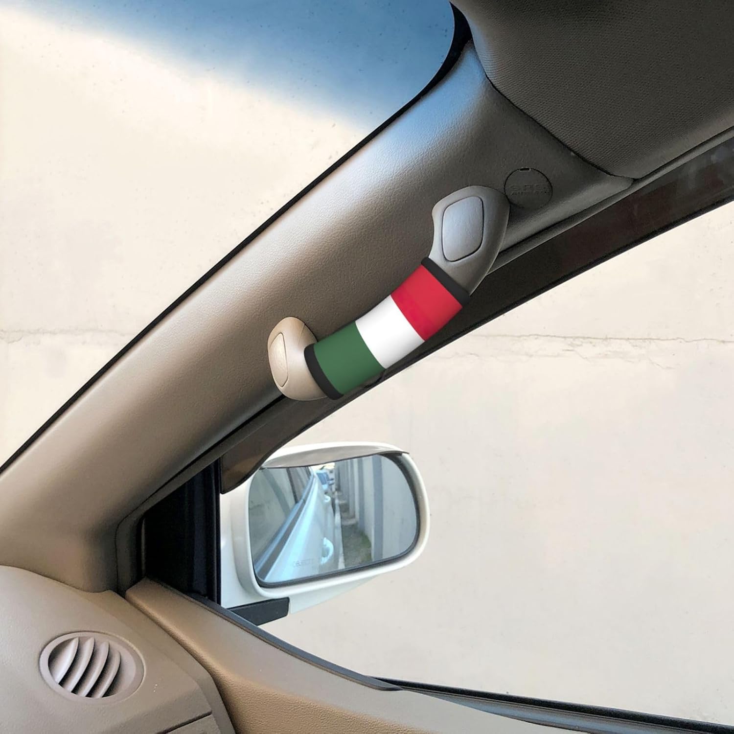 Flag of Hungary Print Neoprene Luggage Handle Wraps for Travel Handle Grip Luggage Identifier Suitcase 2Pcs
