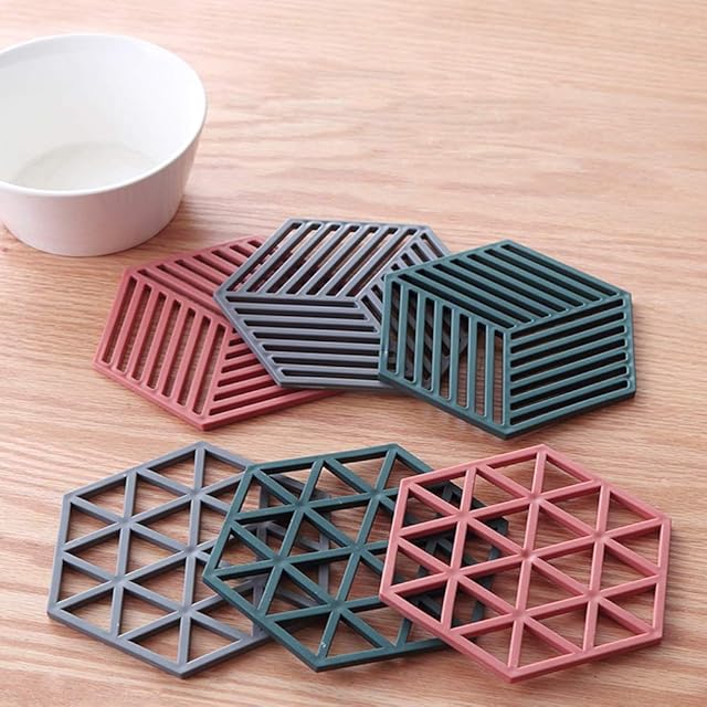 Silicone Table Mats,6 Pieces Insulated Flexible Durable Non Slip Coasters Kitchen Table Protector Mat Heat Trivet Mat for Bowl Dishes Blue/Grey/Orange 16*14cm