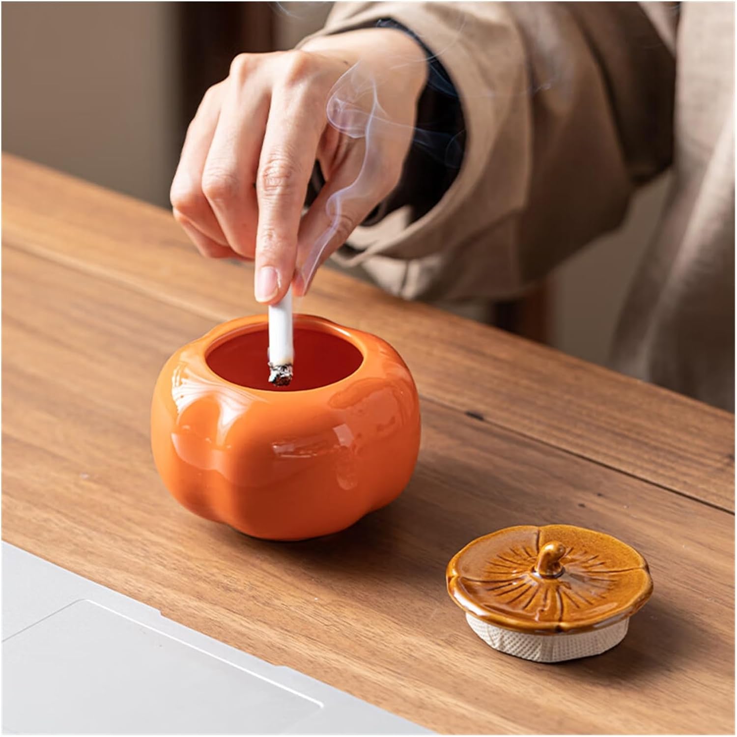 ash tray Ashtray with Lid Ash tray for Outside Indoor Windproof Ashtrays for Cigarettes Ceramic Decoration for Home Office Cafe ash trays indoors