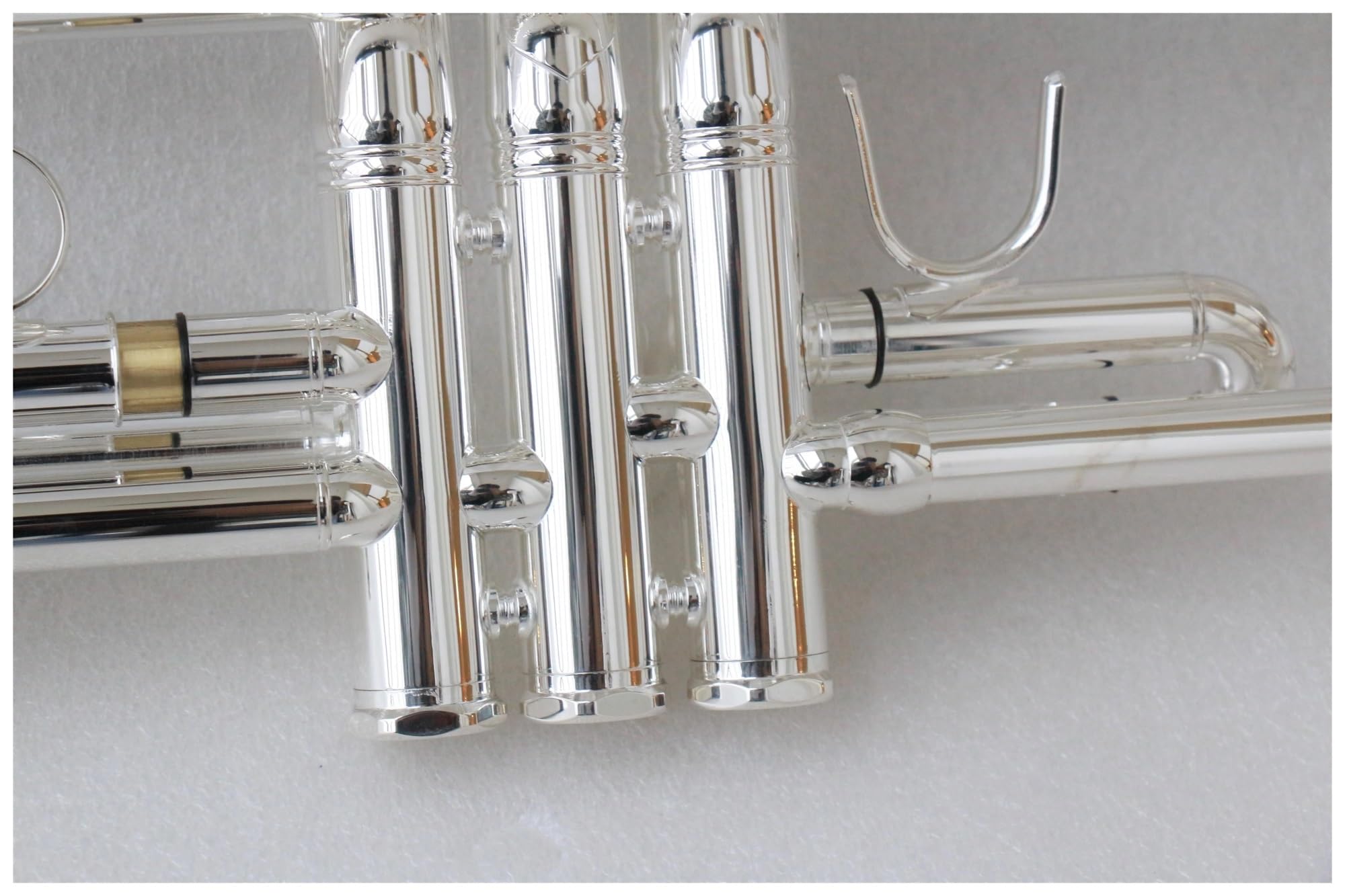 trąbka instrument Impreza z przenośną orkiestrą trąbkową na trąbce