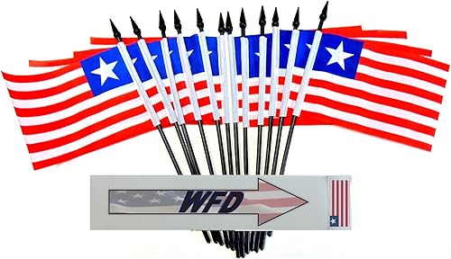 Miniatura 88 de Banderas de escritorio de Nicaragua, paquete de 12 banderas pequeñas de poliéster de 4 x 6 pulgadas en miniatura para mesa de oficina, pequeñas