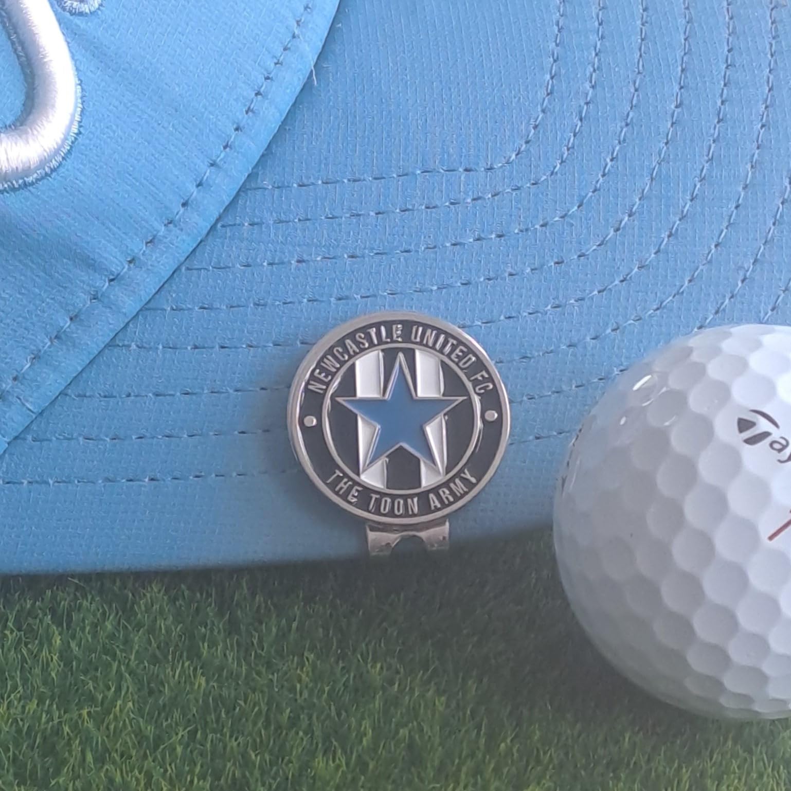 Newcastle Metal Golf Ball Marker with Cap Clip