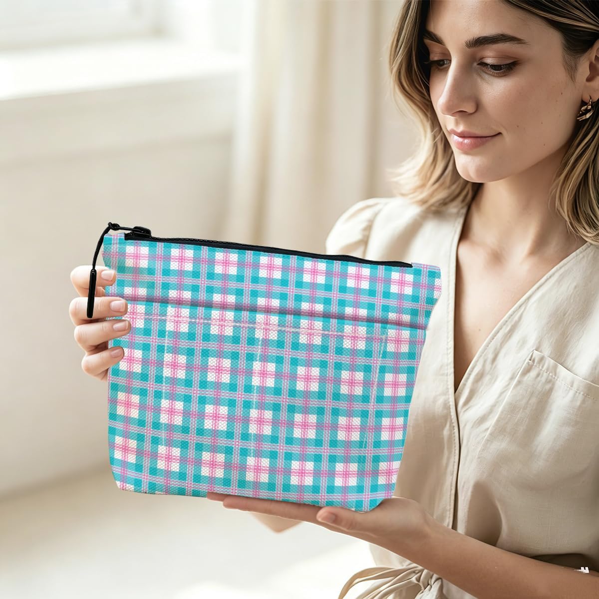 Classic Gingham Makeup Bag Cosmetic Bag with External Pockets, Soft Portable Travel Toiletry Makeup Pouch,Gift for Women Girls Mentor Boss Birthday Christmas Appreciation, Aesthetic Plaid Checkered image 3