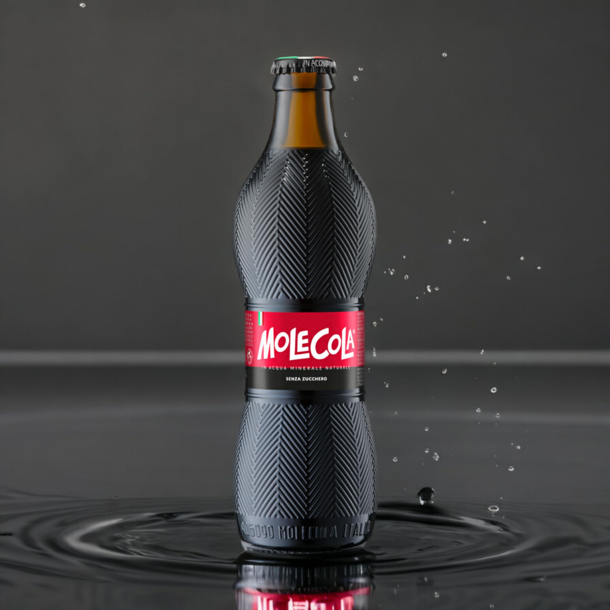 Mole Cola Zero -Die beliebte Cola aus Italien ohne Zucker 330ml (24 Flaschen)- Inkl. Haus der Biere Berlin Bierdeckel