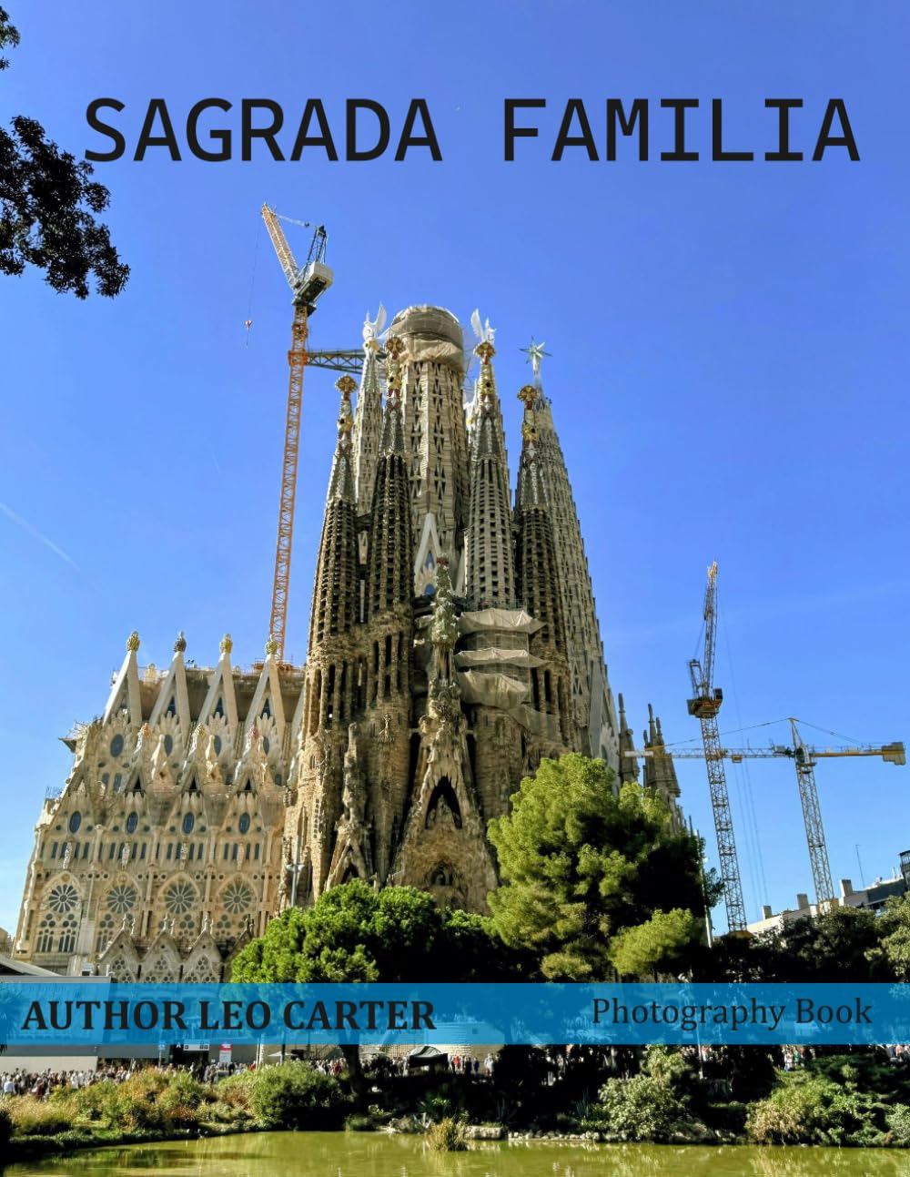 Sagrada Familia: A Collection of 40 Scenic Photographs Showcasing the Beauty of Sagrada Familia
