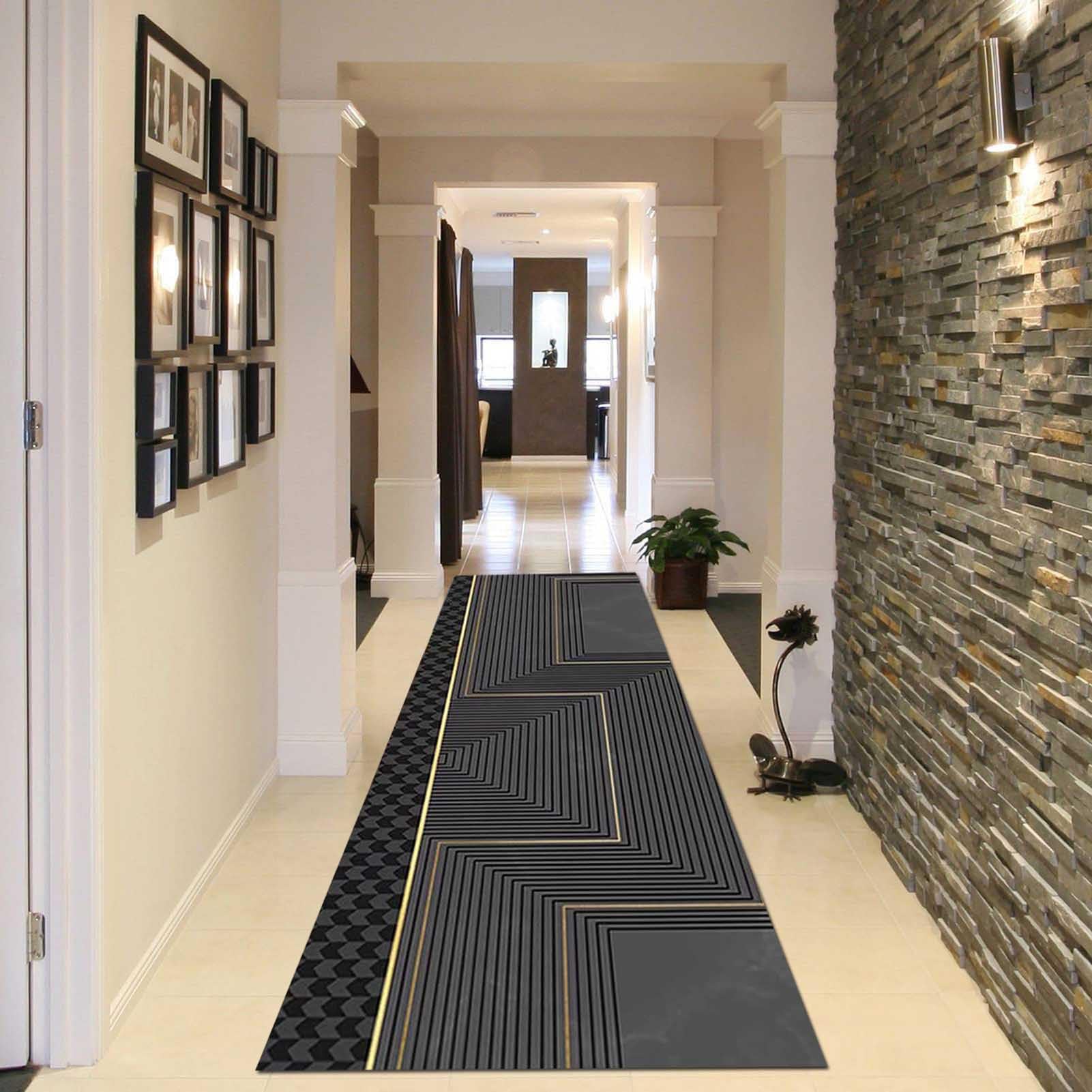 Tapis de couloir antidérapant gris à rayures pour éviter les glissades
