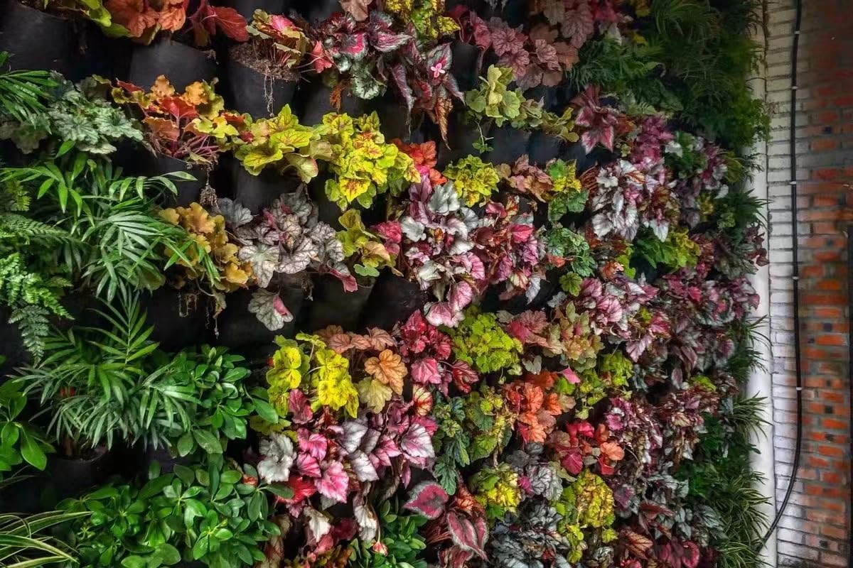 AA006-18G Hanging Planting Grow Bags，18 Pockets DIY Wall-Mounted Grow Bag Flower Pot Plant Hanging Bags, Gardening Vertical Greening Flower Container,Green.