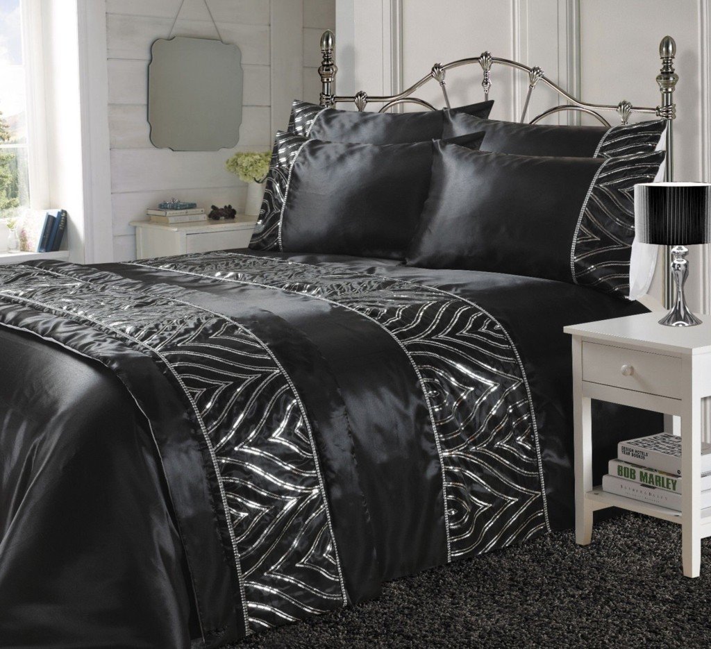 Goldstar® Crystal Shimmer Diamante Sequins Sparkle Duvet Quilt Cover Bedding Set, Single, Black