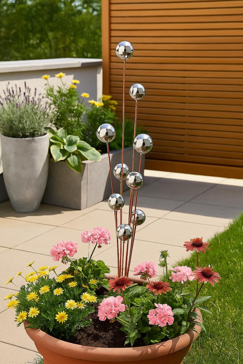 Kobolo Gartenstecker Boules 21x10x209cm, Metall & Edelstahl, rostbraune Gartendeko mit 12 Edelstahlkugeln, Zeitloser Dekostecker für Outdoorbereich