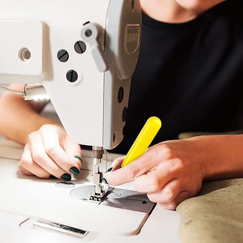 Miniatura 5 de Enhebrador de agujas LED, herramientas de costura, lazo de alambre de plástico iluminado, enhebrador de agujas de bricolaje, herramienta de costura