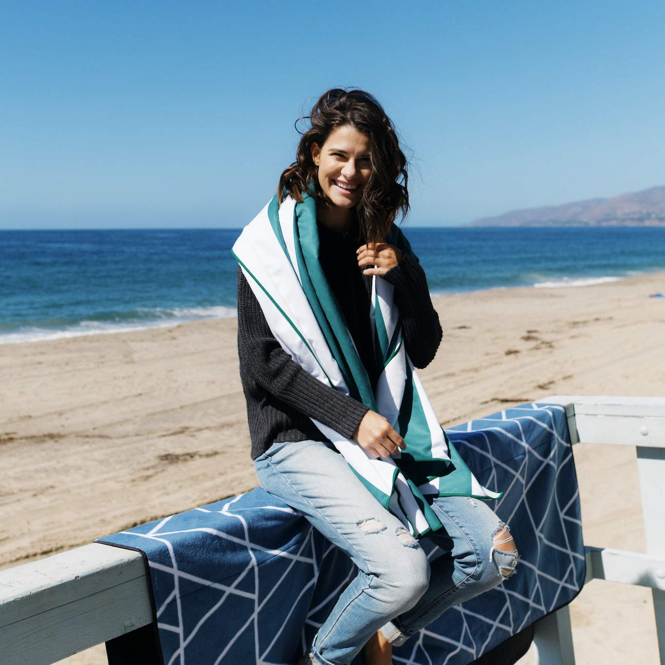 Laguna Beach Textile Co. Recycled Microfiber Quick Dry Beach Towel - Thumbnail 3