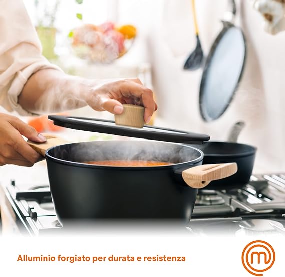 MasterChef Stock Pot with Lid 20cm Non Stick Casserole, Stew & Soup Pan for All Cooking Surfaces incl. Induction Hobs, Swiss Engineered with Scratch Resistant, Nonstick Coating, Aluminium, Woodlook