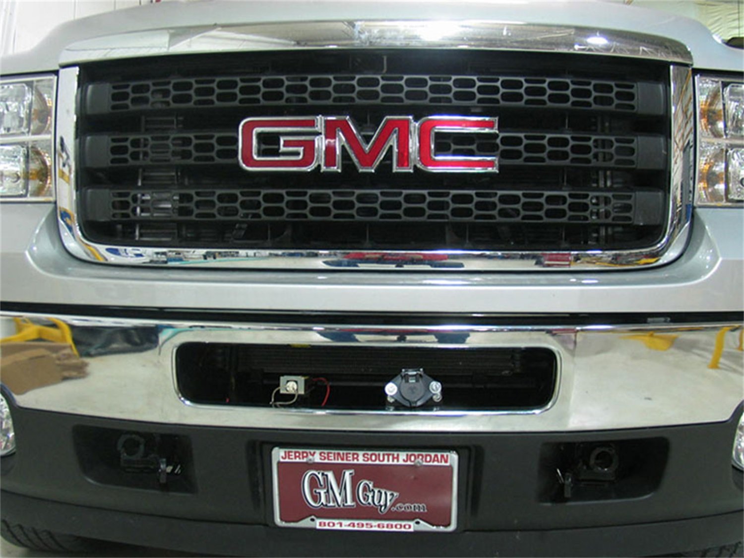 Blue Ox BX1694 Base Plate for Chevy 3500 Pickup , Black