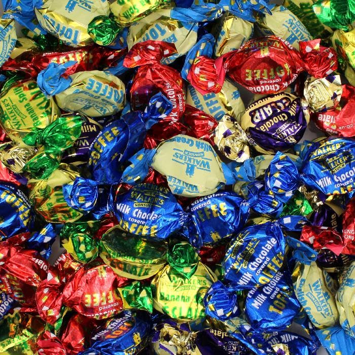 Assorted Toffees & Eclairs 225g Sweet Pouch