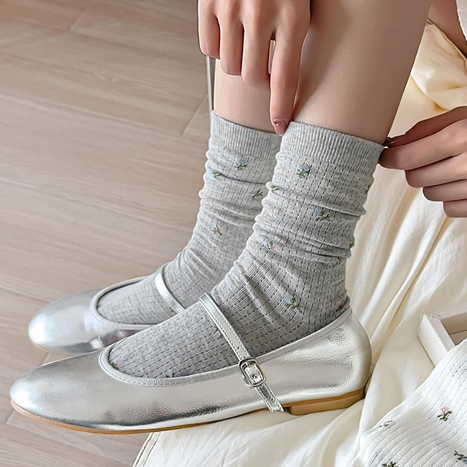 Women's Cute Crew Socks, Casual Athletic Cotton Bowknot Cherry Calf Novelty Socks for Women - Image 3