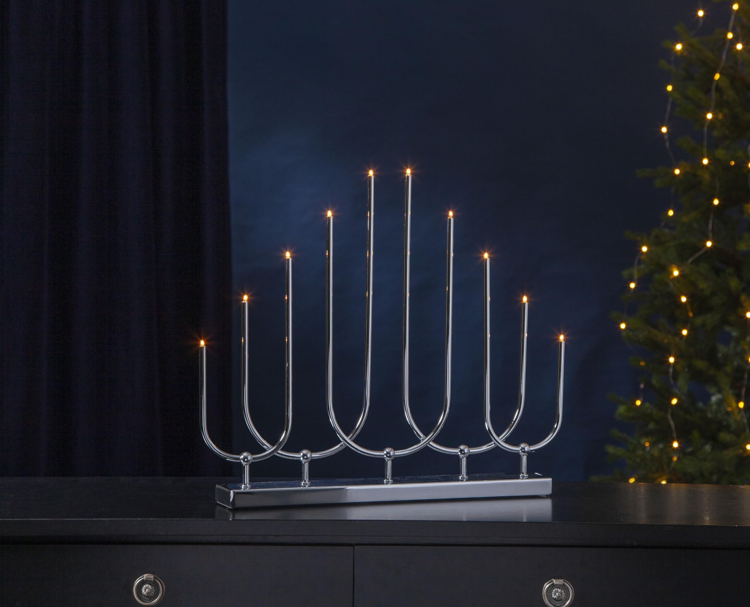 Fensterleuchter Novum von Star Trading, Kerzenständer mit 10 Glühbirnen E5 warmweiß, Weihnachtsdeko aus Metall in Chrom, Kabelschalter, Länge: 46 cm