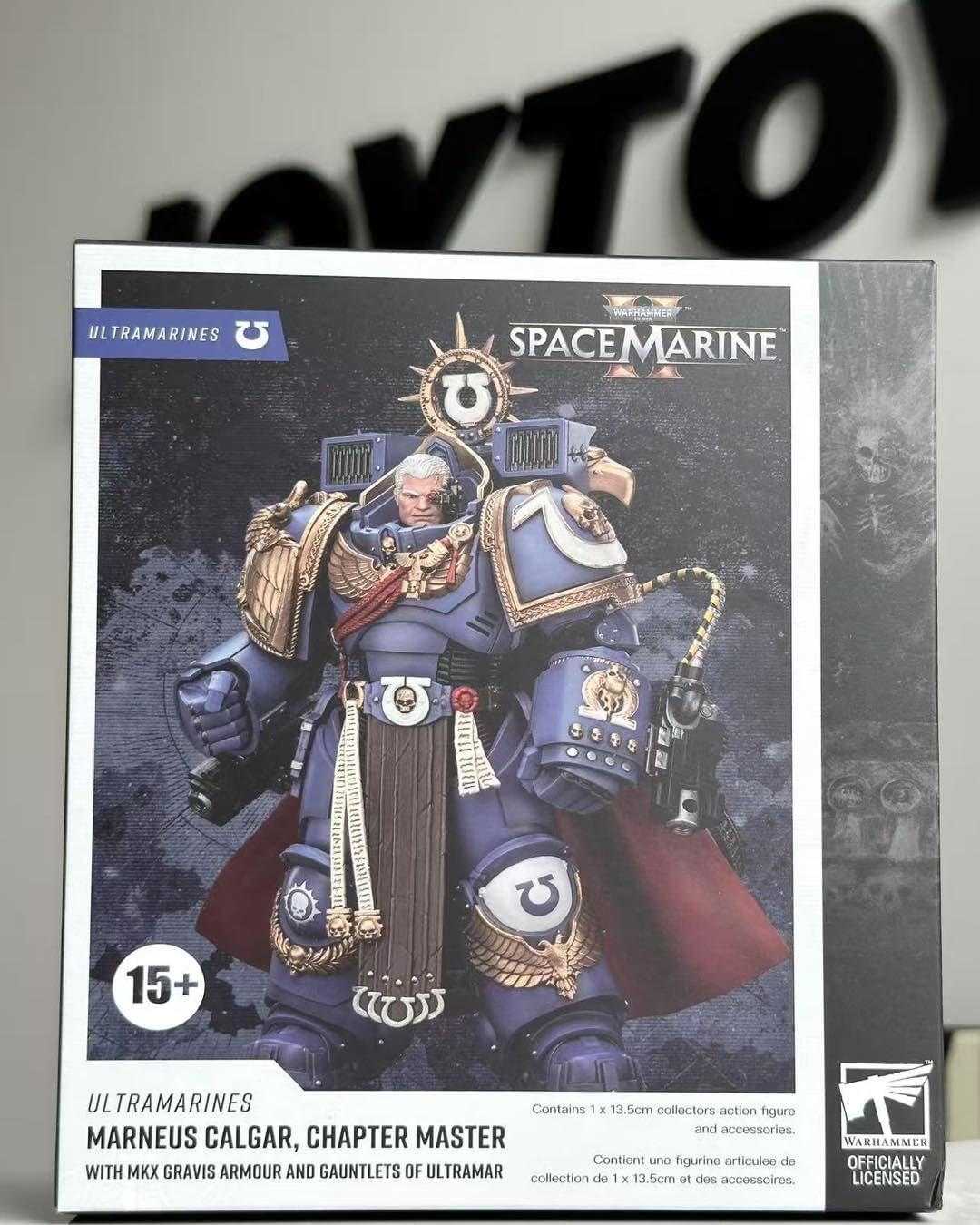 JOYTOY Warhammer 40,000 Ultramarines 1/18 Action Figures Ultramarines Marneus Calgar, Chapter Master with MKX Gravis Armour and Gauntlets of Ultramar Model Collection