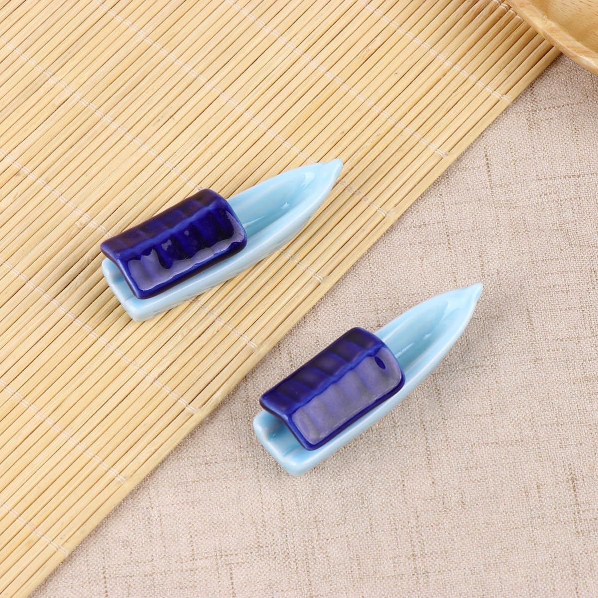 Generic 4pcs Japanese Style Ceramic Chopstick Rest Holder Blue Boat Shape Tableware Stand for Forks and Chopsticks Dining Table Decor