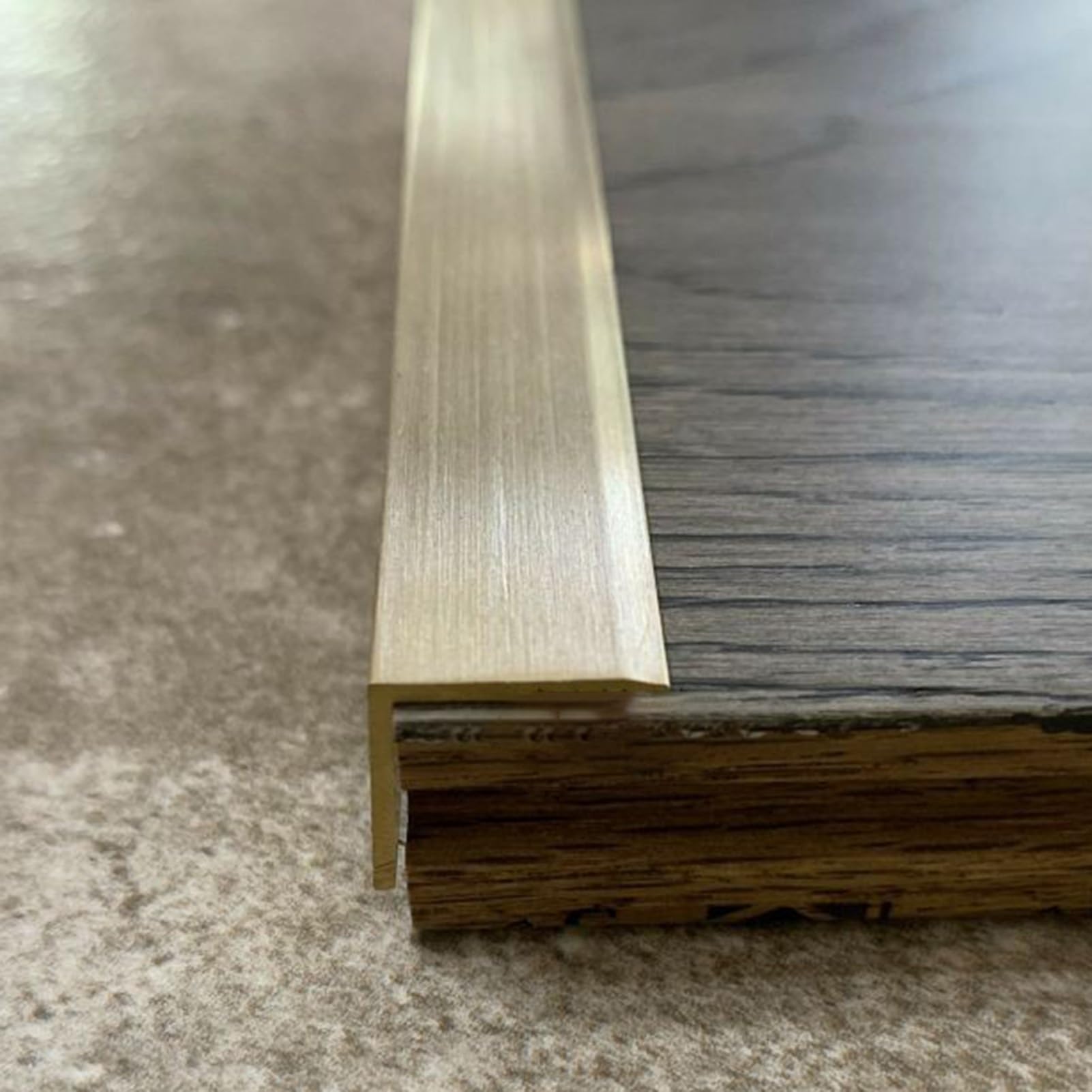 Door Threshold Strip Brass Transition Strip for Flat Floor, Doorways Gap Cover Bar for Vinyl Laminate Tiles Wood, Indoor & Outdoor Stair Edge Protector(Size:W1.5cmxH1.5cm (5/8"x 5/8"))