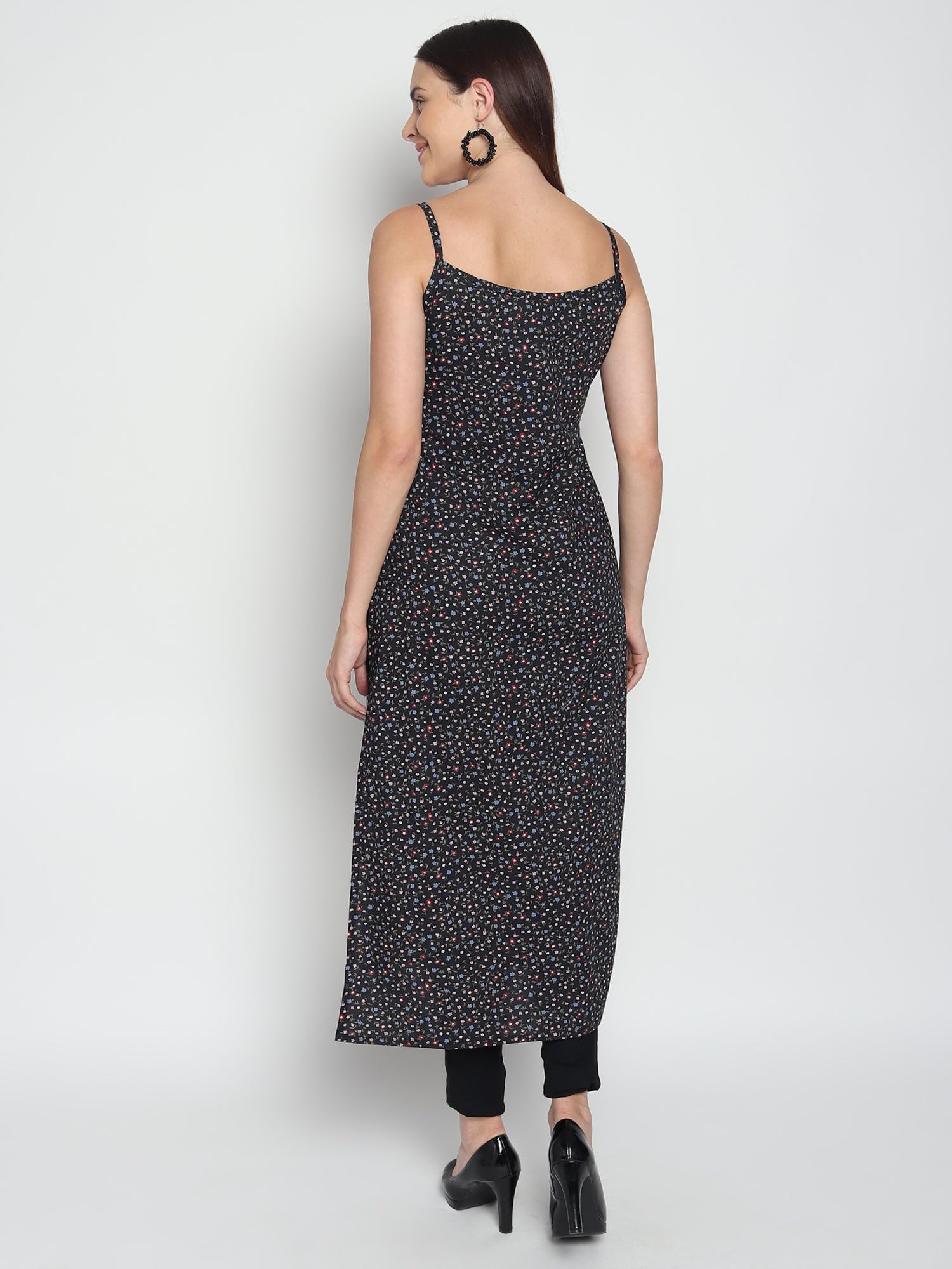 Patlani Women's Crepe Full Stitched Kurti. Black