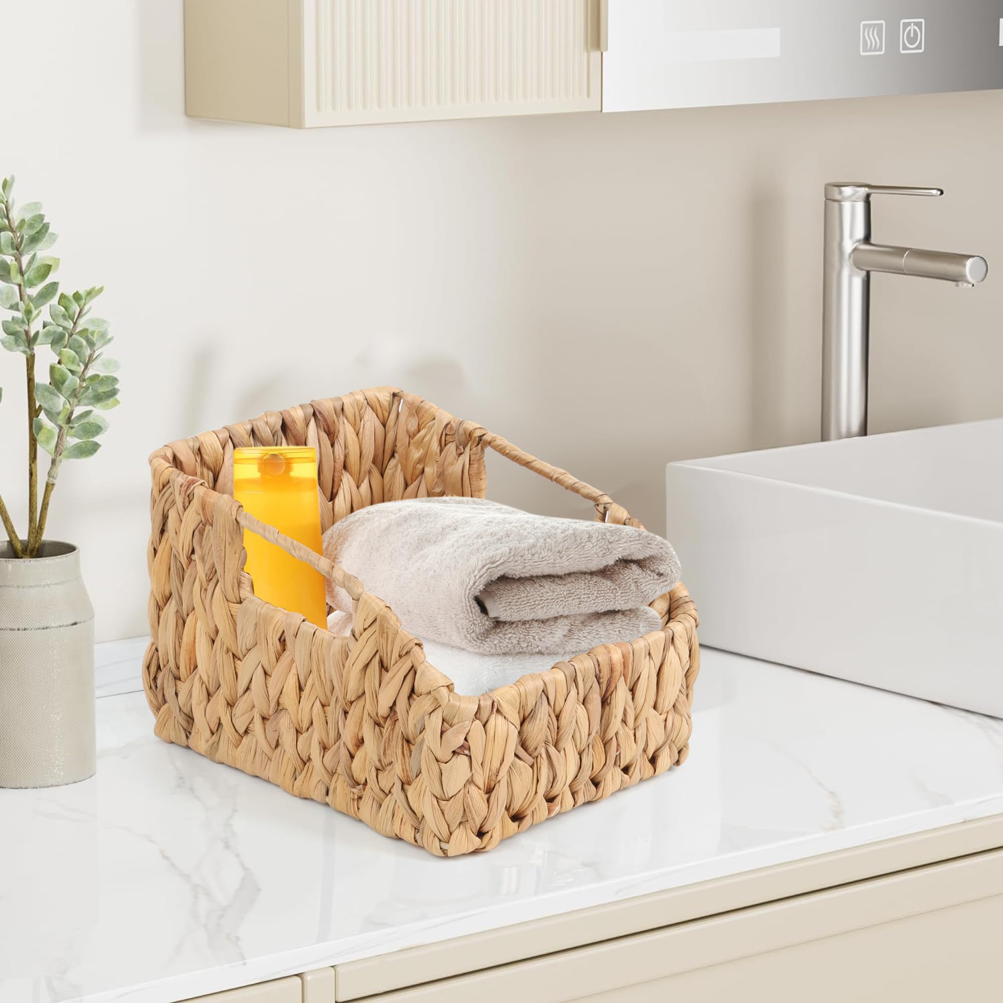 FEILANDUO Cesta de mimbre con asas, cesta de almacenamiento tejida a mano para despensa, cestas decorativas trapezoidales para estantes, organizador del hogar (natural (jacinto de agua), 23 x 28 x 18