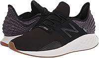 Vista 160 de New Balance Fresh Foam Roav V1 - Tenis para hombre Aluminio ligero y negro.