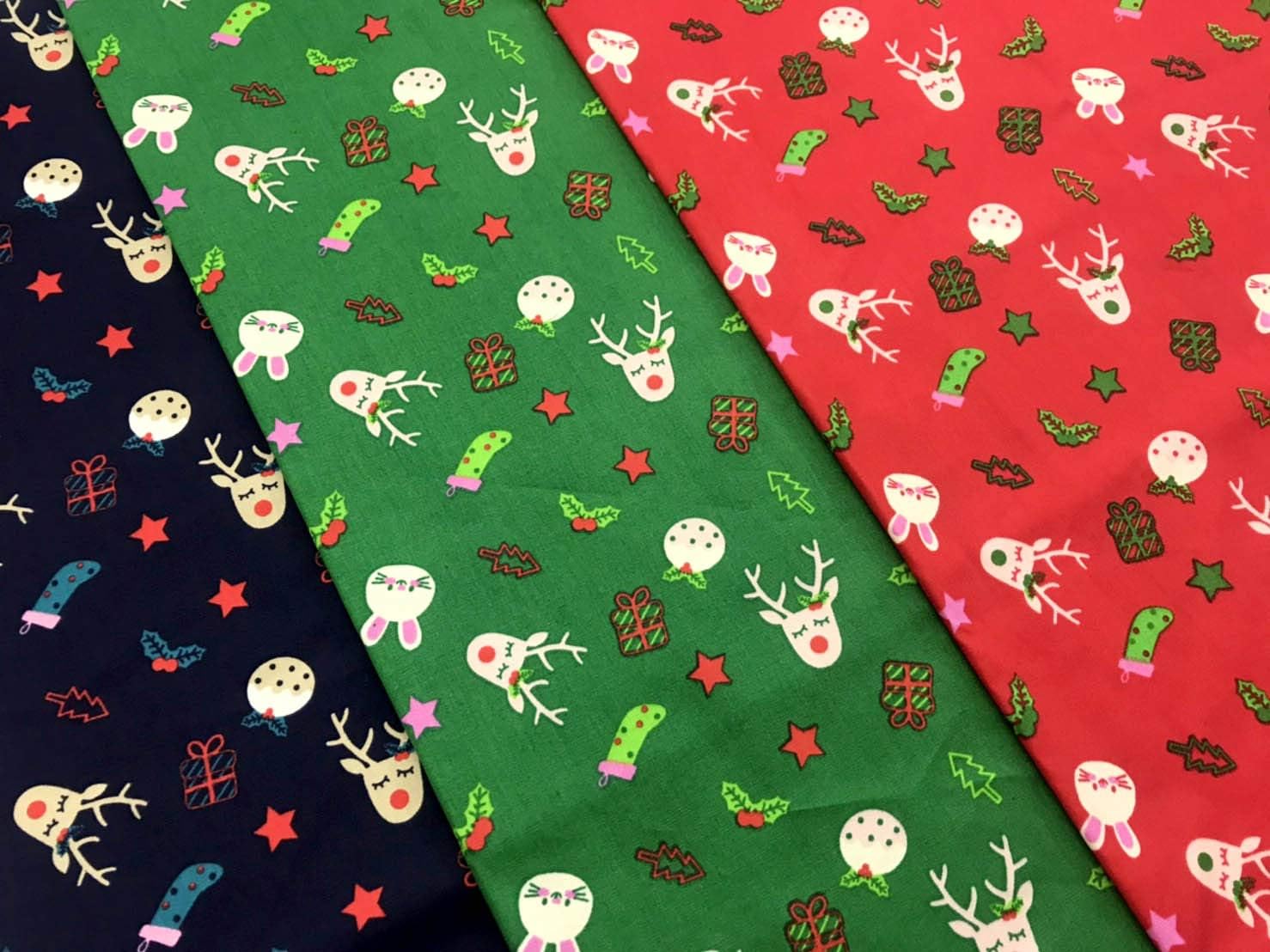 AMORNPHAN 3 Pieces Multi-Color 100% Cotton Christmas Pattern Fabric Bundles Precut 18x22 Inch Quilting Squares Patchwork Tree Scrap Cloth for DIY Sewing Crafts