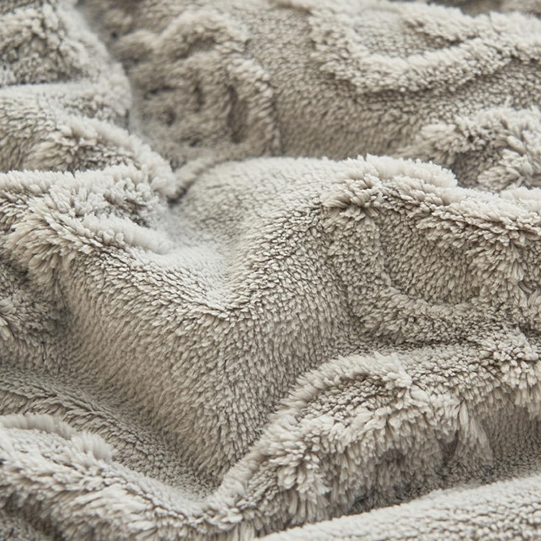 Throw Blanket for Couch, Double-Layered Soft 3D Jacquard Bed Blanket, Large Thick Bed Sheets, Shawls Throws for Winter, Travel, Camping, Fleece Throws(Gray,3.2'x4.9')