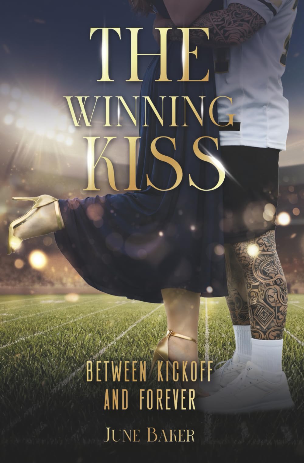 The Winning Kiss: Between Kickoff and Forever (Georgia Saints)