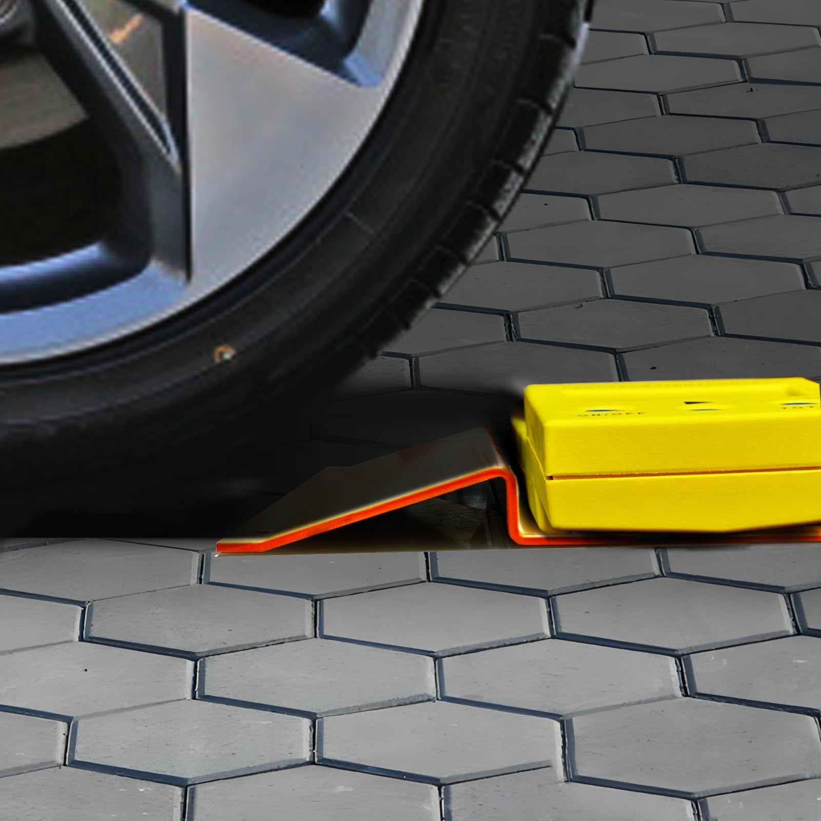 Auto-Fahrassistenz Hilfsrampe für Reich Berger CWC-Waagen mit montagemäßigem Halter, geeignet für Gewichtskontrollmessungen von Anhängern, Wohnmobilen, Campingwagen und Sattelzügen (orange).